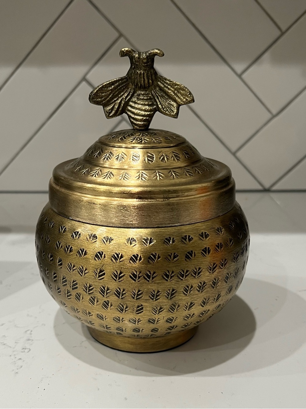 Creative Co-Op Round Hammered Metal Container with Bee Finial, Brass Finish